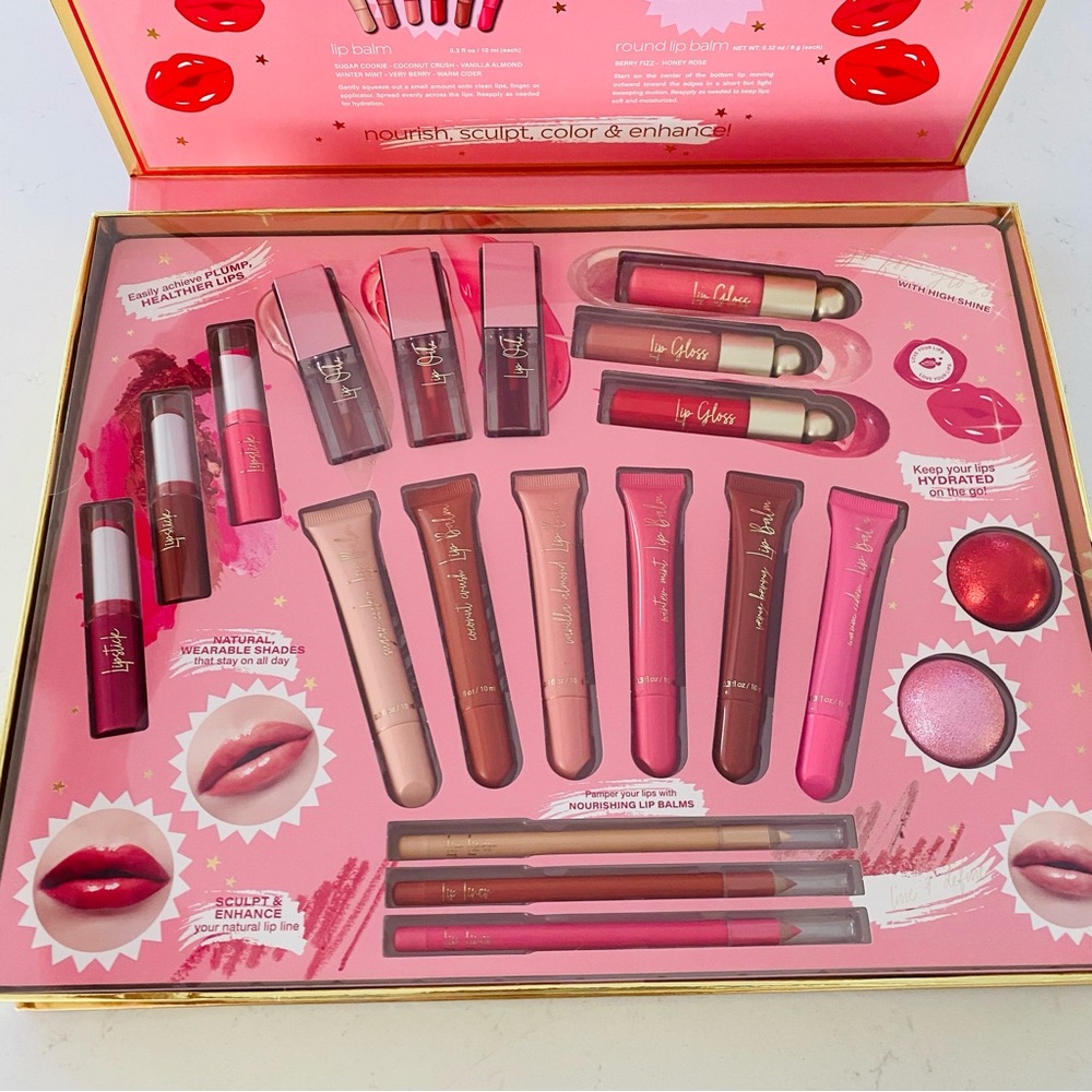 Kissable Enchante ultimate lip guide lipsticks lip tint New in box makeup